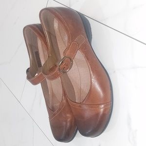Dansko Fawna Mary Jane shoes